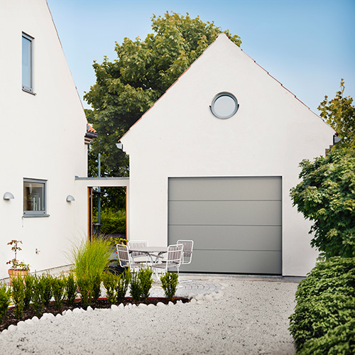 Garageport Advant Complete - Slät 2400 x 2125, Silver, Låskit förberett för ASSA